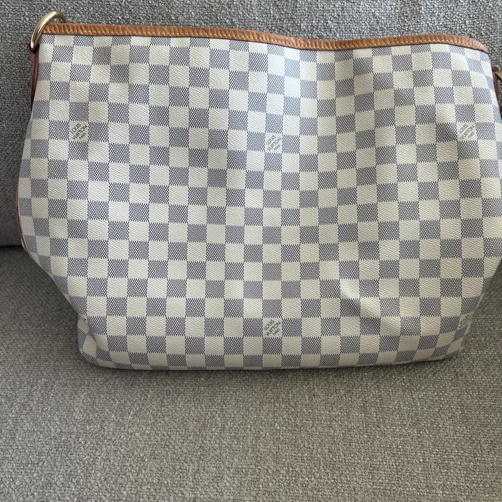 Authentic Louis Vuitton bag